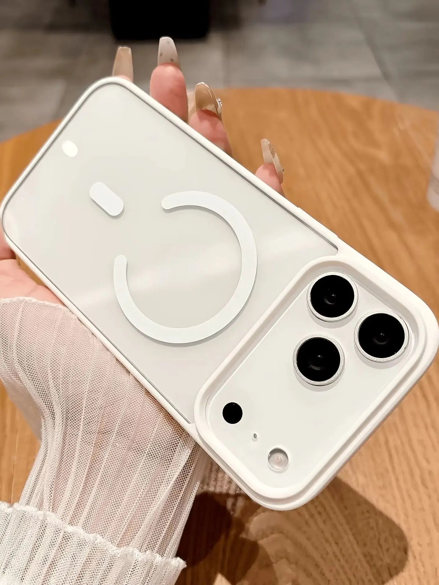 Magnetic Absorption Transparent Case for iPhone 17 Series Anti Shock Frosted Back Cover Camera Lens Protection Fingerprint Resistant Ultra Thin Case